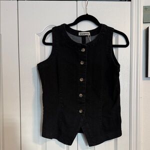 Luvamia Black Sleeveless Button-Up Top